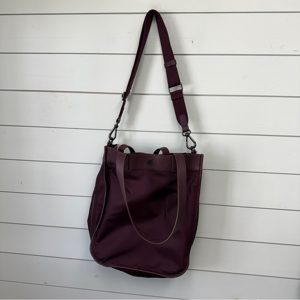 Lululemon Now and Always Tote *15L‎ Color: Cassis